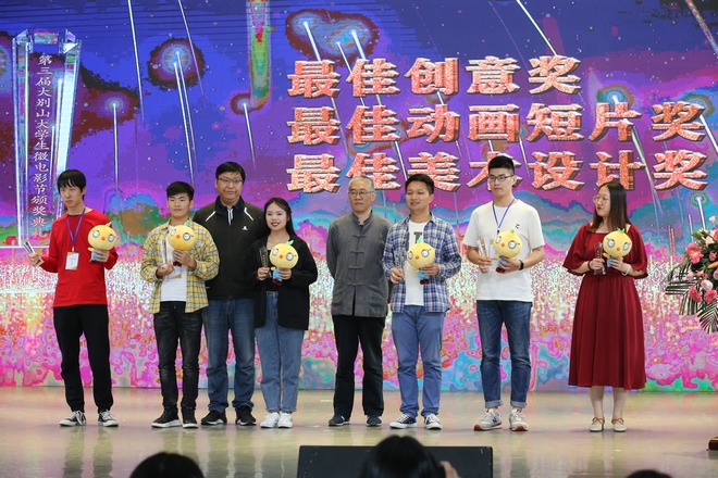 AT8V1921.JPG AT8V1921.JPG